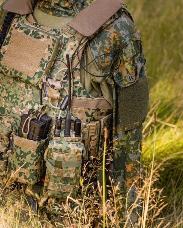 Chest rig me 4 xhepa karikatorësh